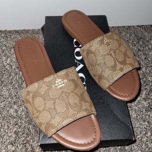 COACH sandals women size 8.5